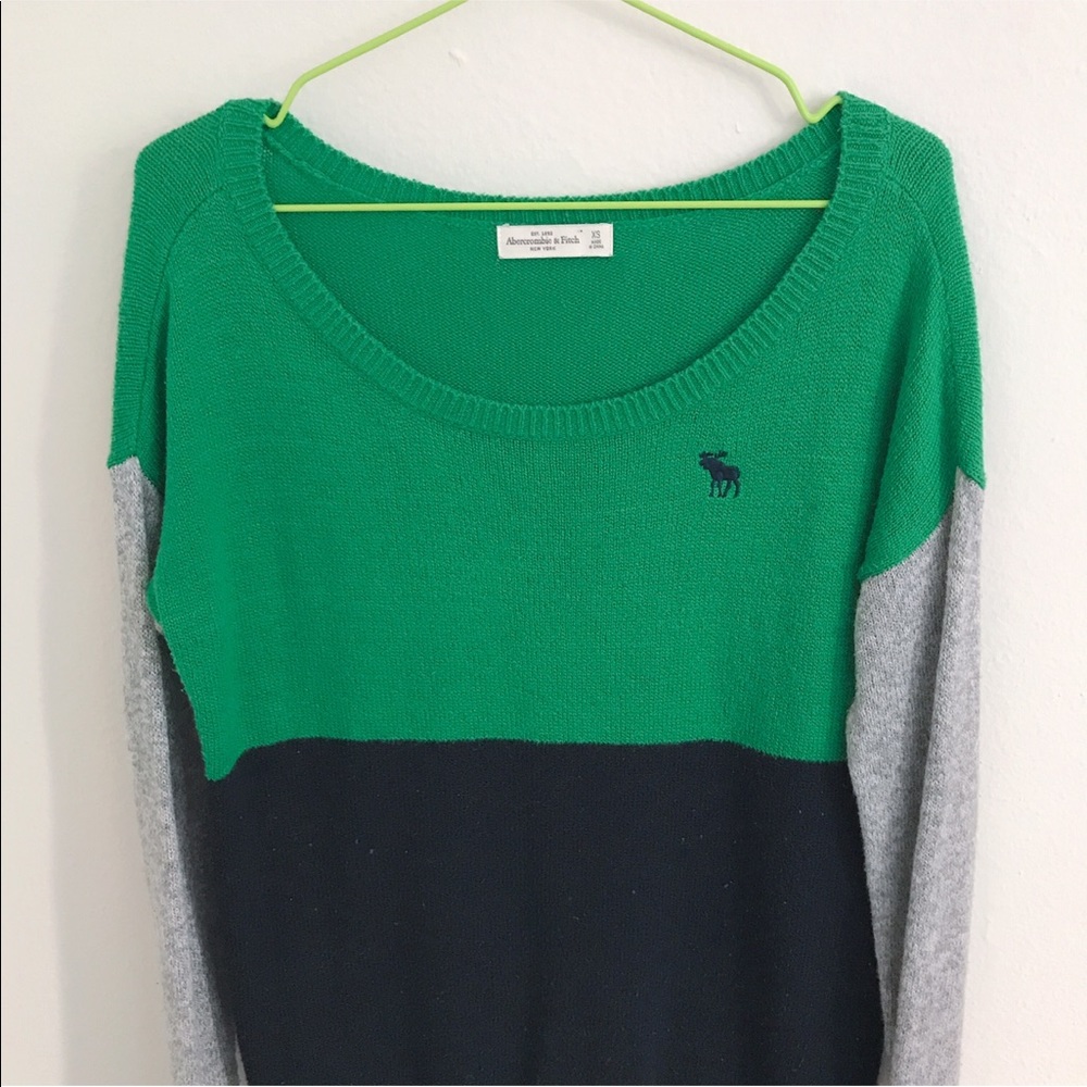 A&F💚 Cute Knit - Picture 3 of 4